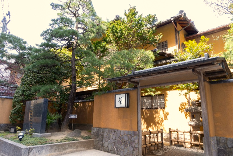 ホテルイタリア軒割烹 螢（5）.png